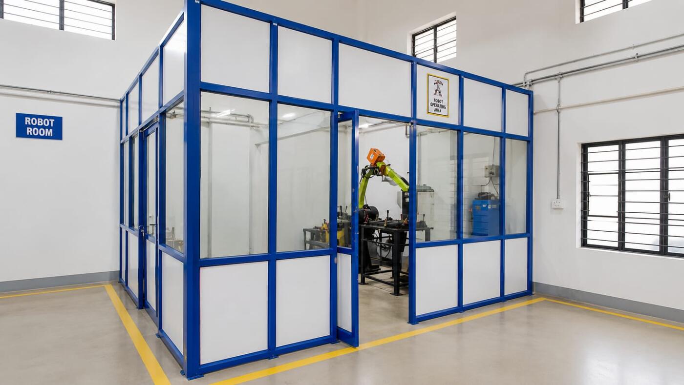 Robotic Welding Bay